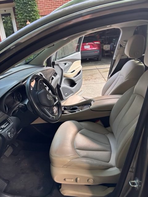 Used 2019 Buick Envision Premium AWD/4WD image 6
