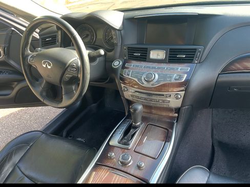 Used 2012 INFINITI M35 35h Sedan 4D w/ Deluxe Touring Pkg image 9