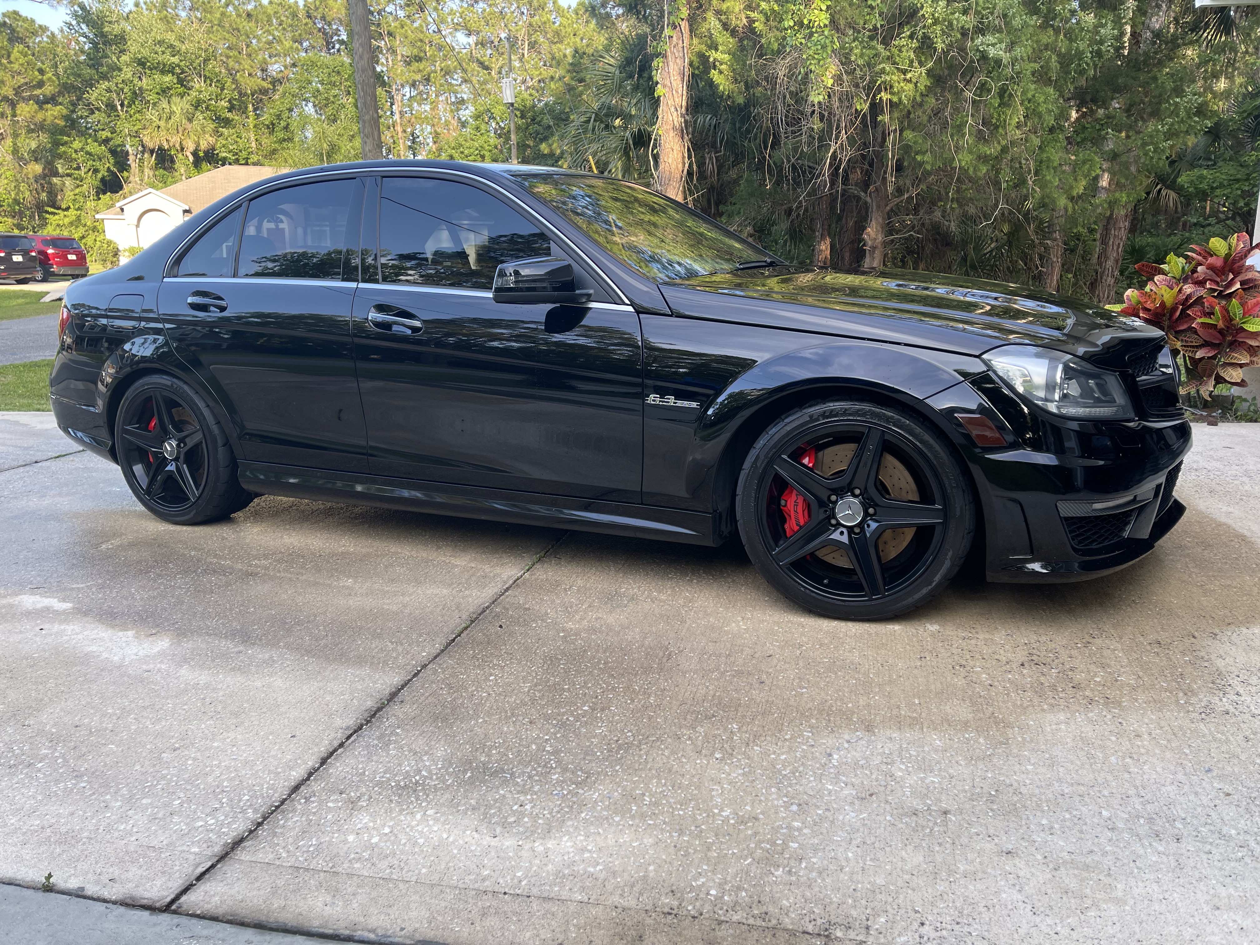 Used 2013 Mercedes-Benz C 63 AMG Sedan image 1