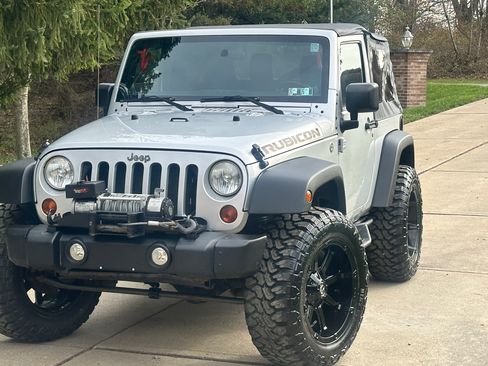 Used 2012 Jeep Wrangler Rubicon w/ Dual Top Group image 5