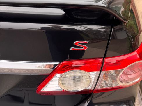 Used 2011 Toyota Corolla S image 4