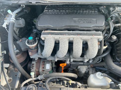 Used 2011 Honda Fit image 5