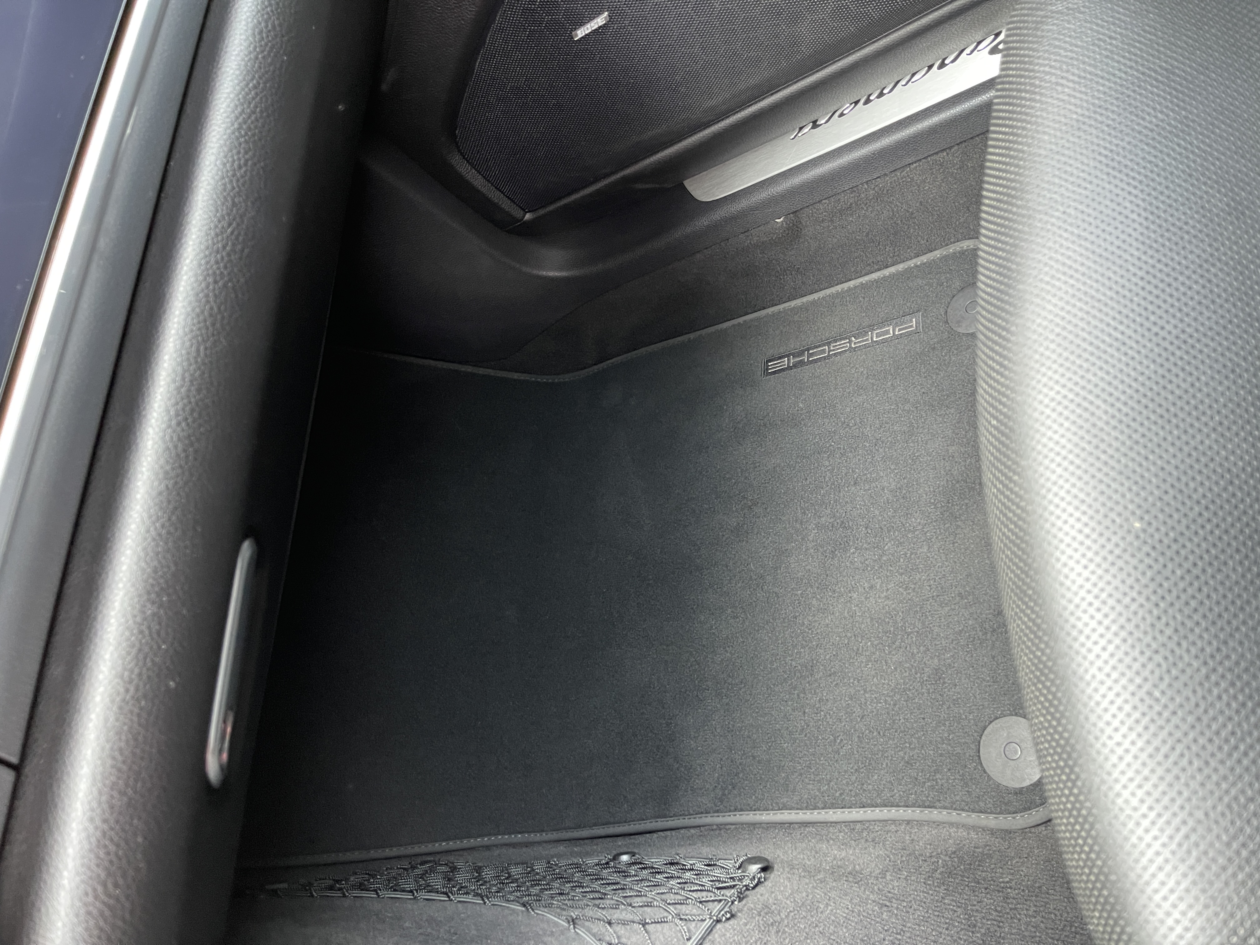 Used 2015 Porsche Panamera image 16