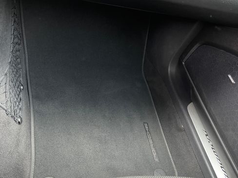 Used 2015 Porsche Panamera image 16