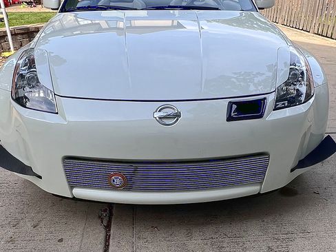 Used 2004 Nissan 350Z Touring RWD image 9