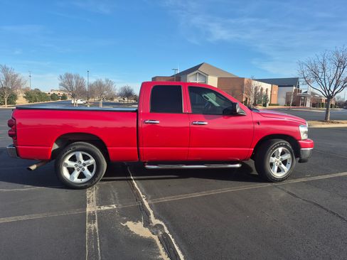 Used 2007 Dodge Ram 1500 Truck SLT w/ Quad Cab Big Horn Value Group image 5