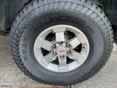 Used 2007 Toyota FJ Cruiser 4WD image 13