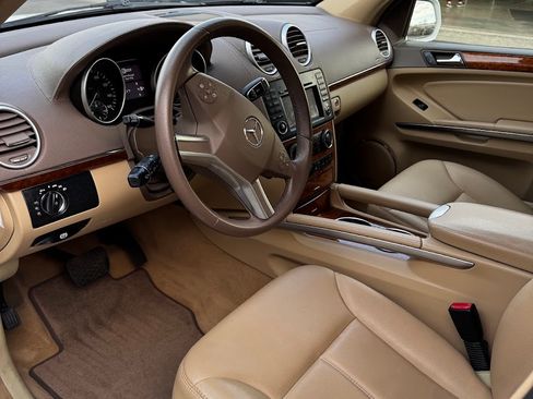 Used 2009 Mercedes-Benz GL 450 4MATIC image 8