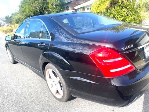 Used 2011 Mercedes-Benz S 400 S 400 Hybrid Sedan 4D image 2