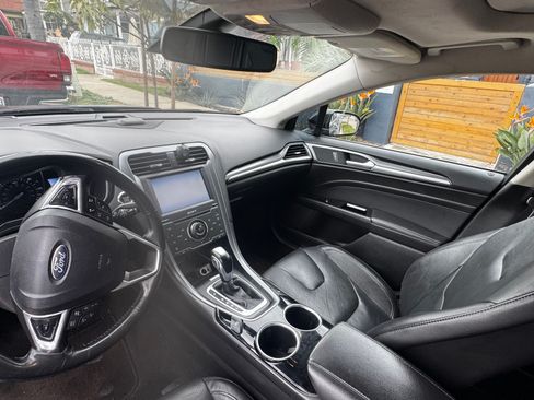 Used 2014 Ford Fusion Titanium image 18