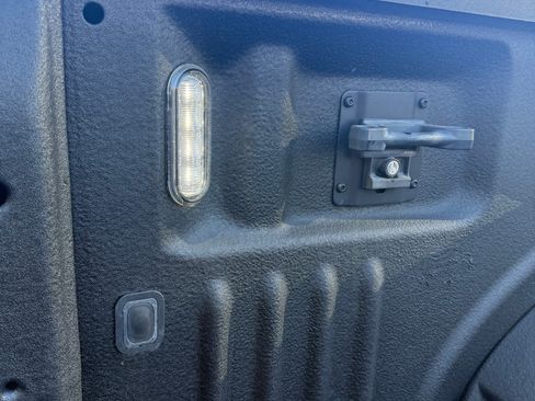 Used 2019 Ford F150 Lariat w/ Trailer Tow Package image 14