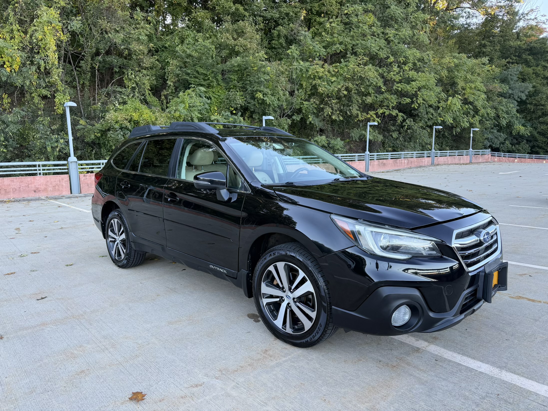 Used 2018 Subaru Outback 3.6R Limited AWD/4WD image 31