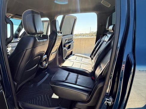 Used 2019 RAM 1500 Laramie w/ Sport Appearance Package image 12