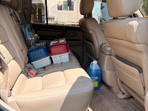 Used 2001 Lexus LX 470 4WD image 12