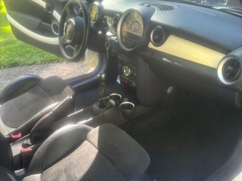 Used 2013 MINI Cooper S image 13