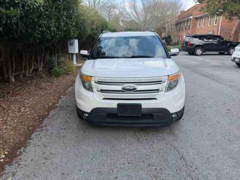 Used 2014 Ford Explorer Limited w/ Equipment Group 301A image 5