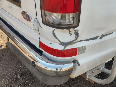 Used 2008 Ford E-350 and Econoline 350 XLT image 15