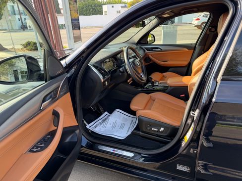 Used 2018 BMW X3 xDrive30i w/ M Sport Package image 17