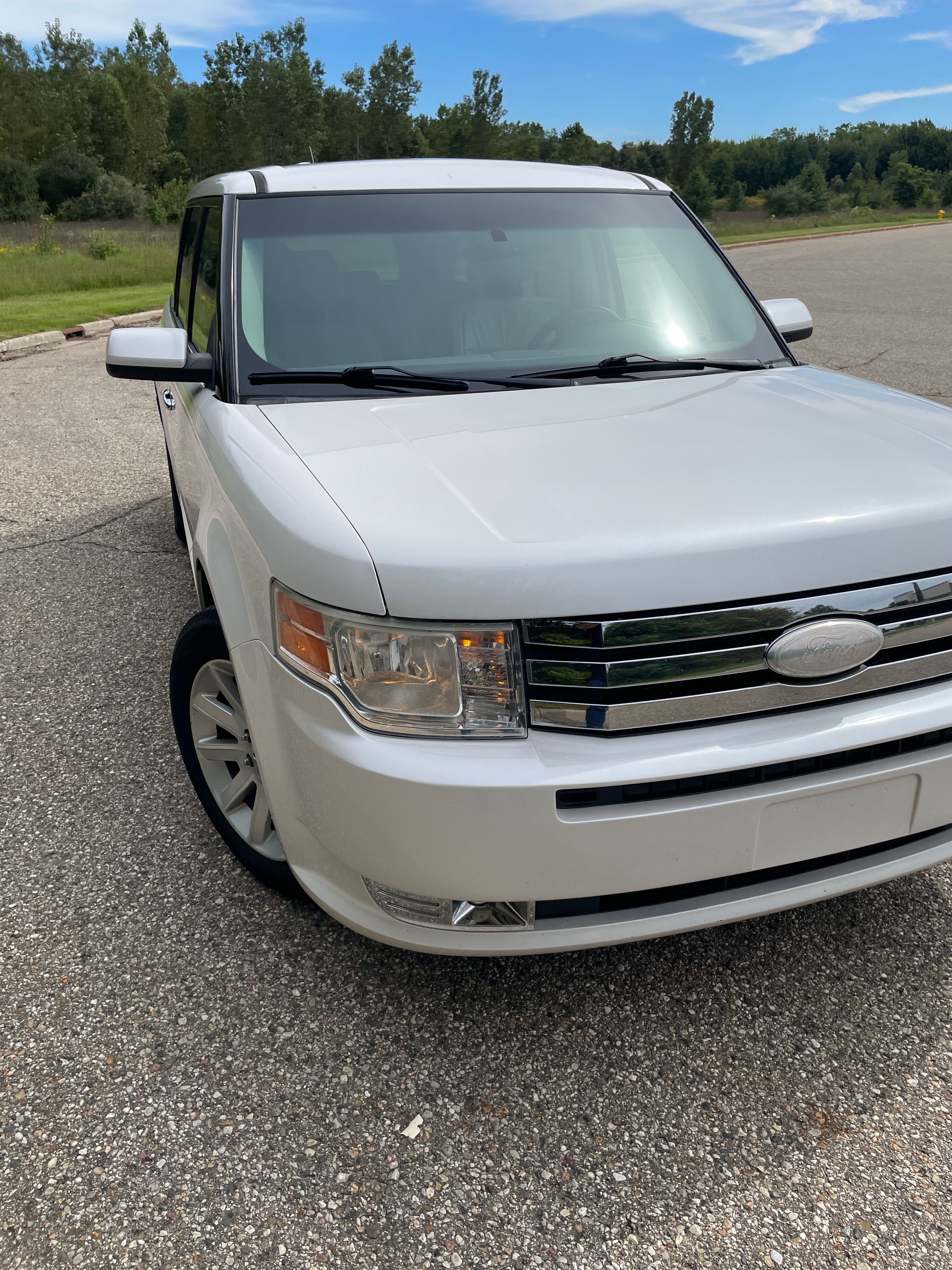 Used 2012 Ford Flex SEL w/ Equipment Group Order Code AWD/4WD image 6
