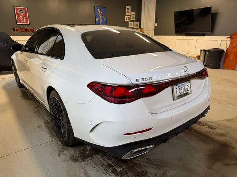 Used 2024 Mercedes-Benz E 350 4MATIC Sedan image 6