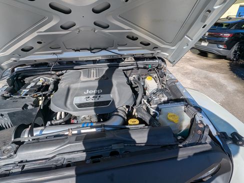 Used 2012 Jeep Wrangler Sport image 9