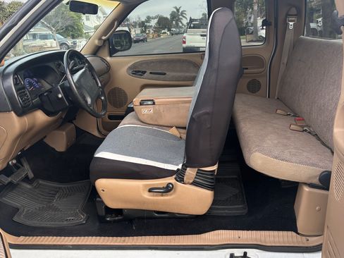 Used 2000 Dodge Ram 1500 Truck 2WD Quad Cab image 12