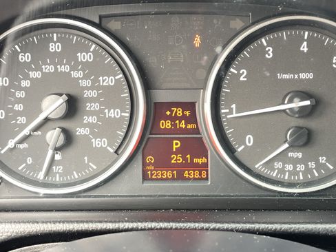 Used 2011 BMW 328i Sedan image 16