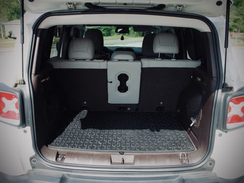 Used 2016 Jeep Renegade Limited image 5