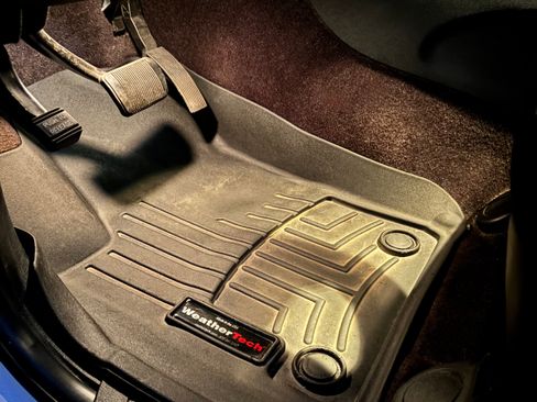 Used 2016 Jeep Grand Cherokee Laredo 75th Anniversary image 12