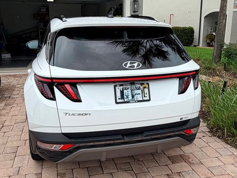 Used 2022 Hyundai Tucson Limited image 4