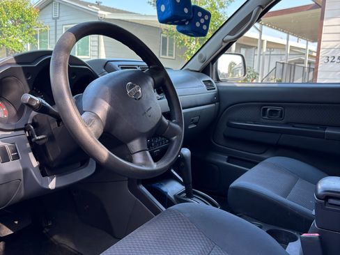 Used 2003 Nissan Xterra XE w/ Sport Pkg RWD image 10