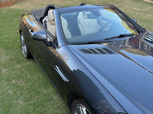 Used 2015 Mercedes-Benz SLK 250 image 8