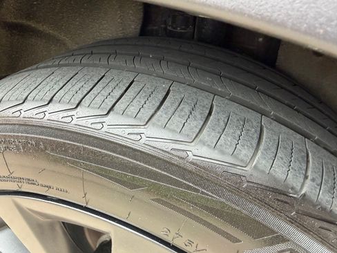 Used 2023 Tesla Model X Plaid image 12