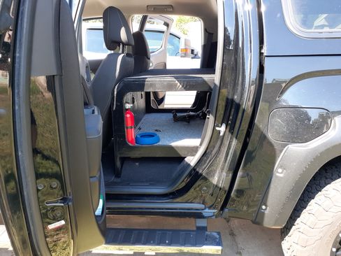 Used 2019 GMC Canyon SLE image 9