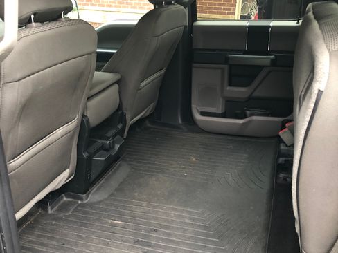 Used 2018 Ford F150 XLT image 12