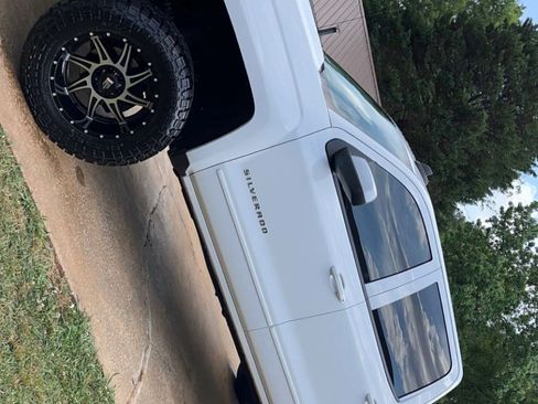 Used 2018 Chevrolet Silverado 1500 LT w/ All Star Edition image 2