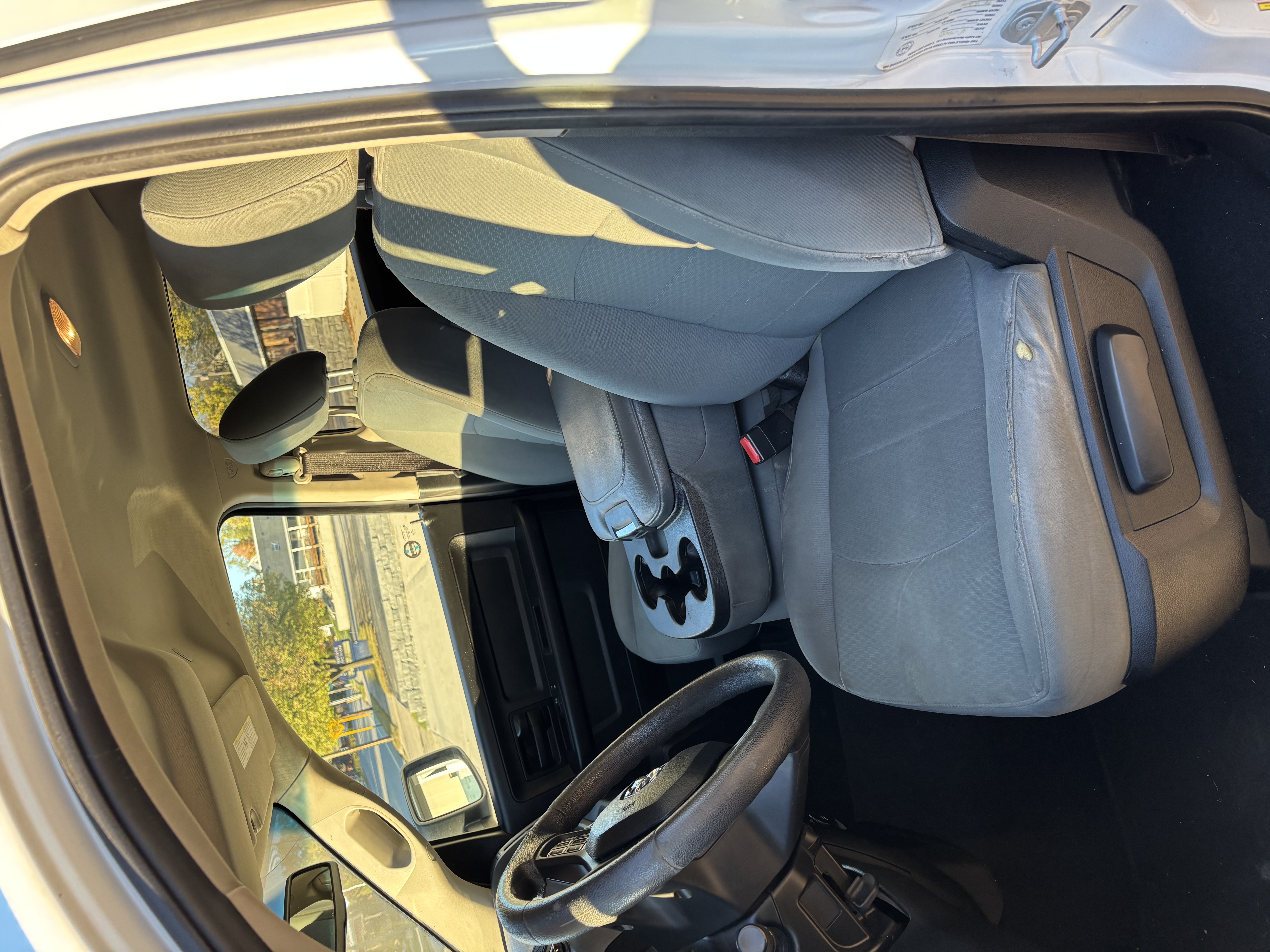Used 2017 RAM 1500 ST w/ SXT Appearance Group RWD image 9