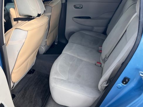 Used 2014 Nissan Leaf SV w/ LED & Quick Charge Package image 10