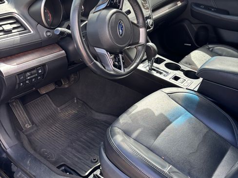 Used 2018 Subaru Outback 2.5i Limited AWD/4WD image 5