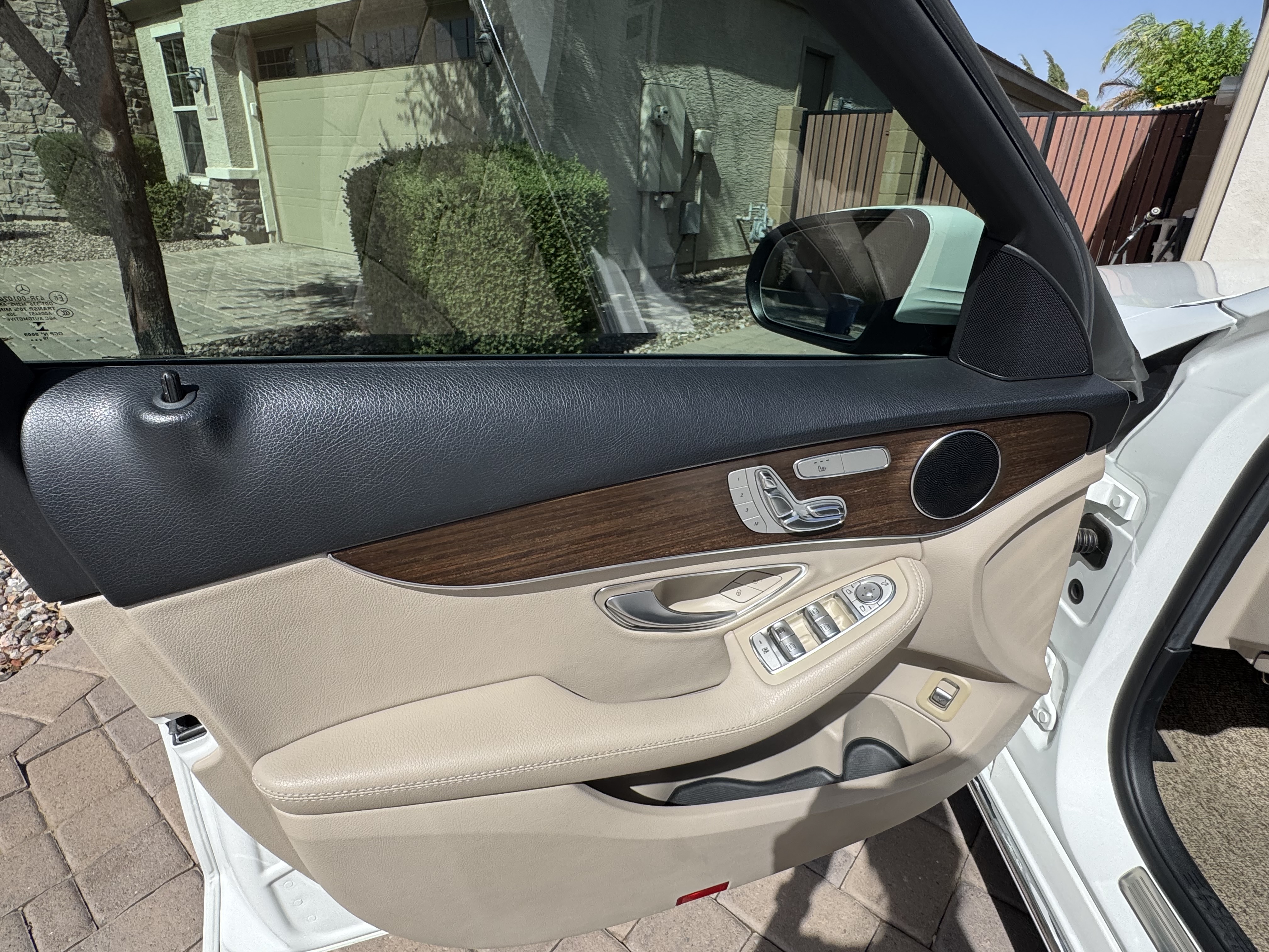 Used 2019 Mercedes-Benz C 300 Sedan image 9