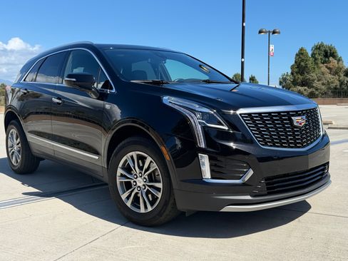 Used 2020 Cadillac XT5 Premium Luxury image 2