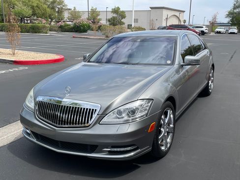 Used 2013 Mercedes-Benz S 550 image 2