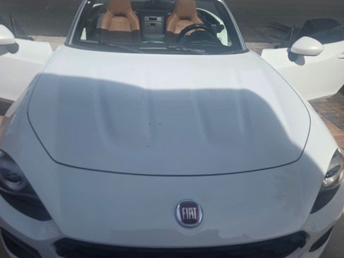 Used 2017 FIAT 124 Spider Lusso image 5