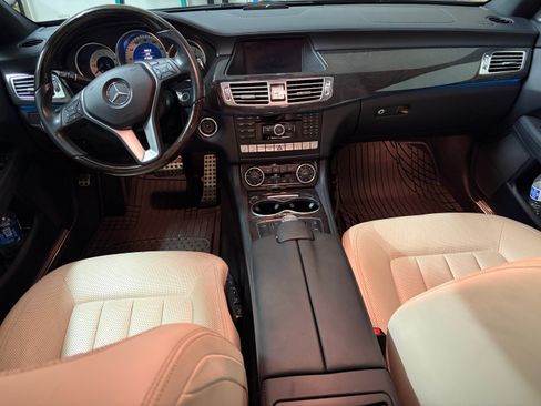 Used 2012 Mercedes-Benz CLS 550 image 22
