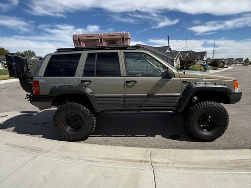 Used 1995 Jeep Grand Cherokee Laredo AWD/4WD image 10