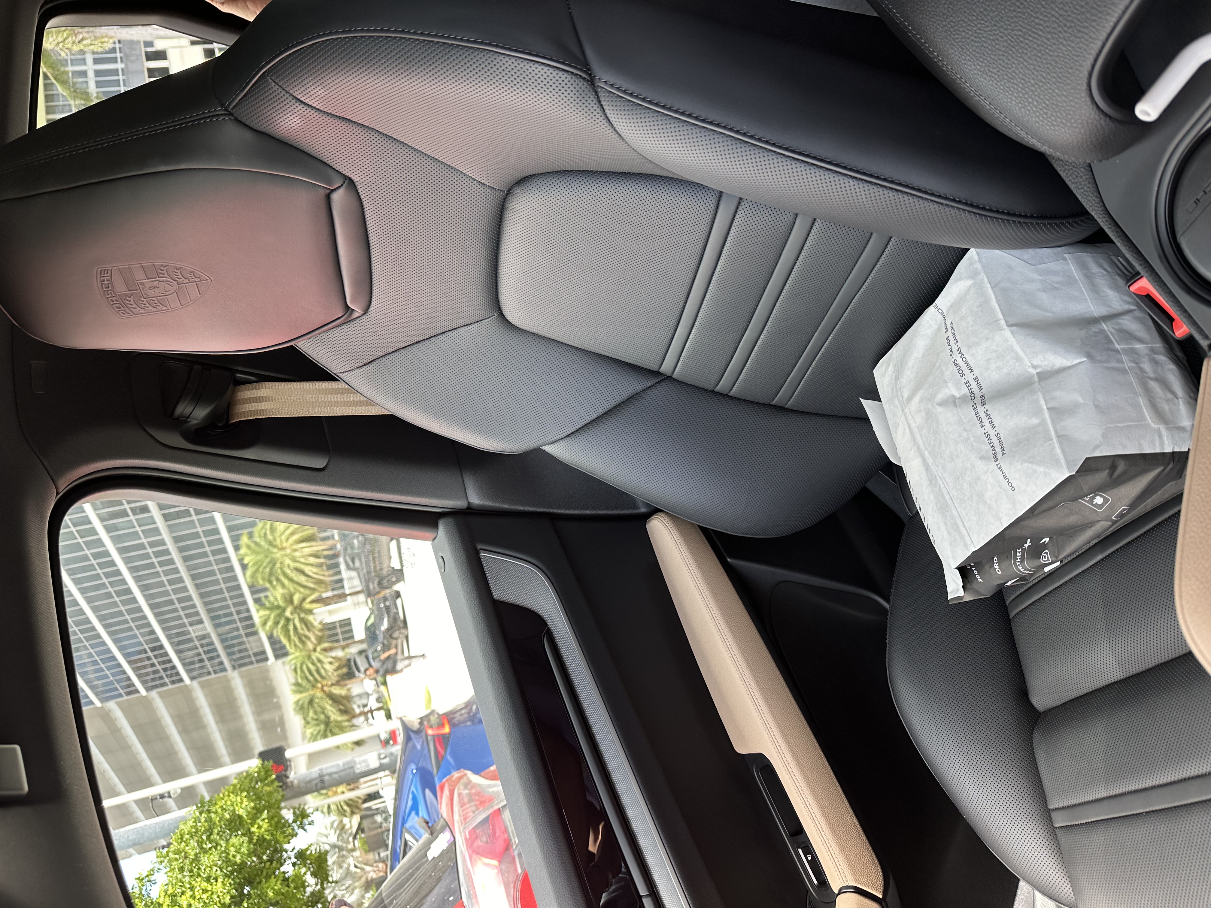 Used 2024 Porsche Cayenne AWD/4WD image 8