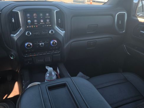 Used 2019 GMC Sierra 1500 Denali w/ Denali Ultimate Package image 8
