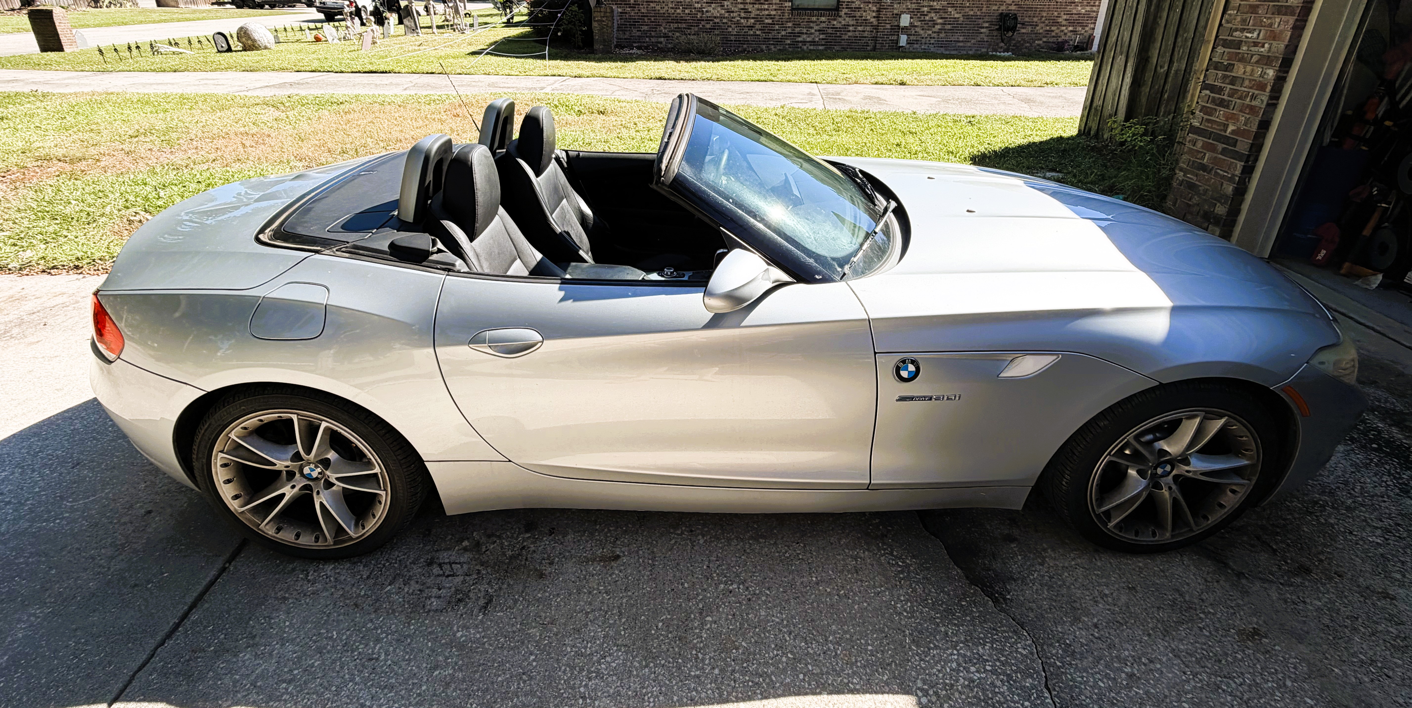 Used 2009 BMW Z4 sDrive30i RWD image 11