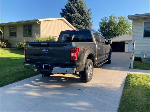 Used 2018 Ford F150 XLT w/ Equipment Group 302A Luxury AWD/4WD image 12