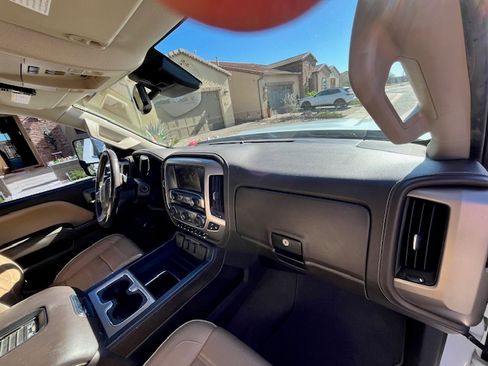 Used 2018 GMC Sierra 2500 Denali w/ Duramax Plus Package image 19